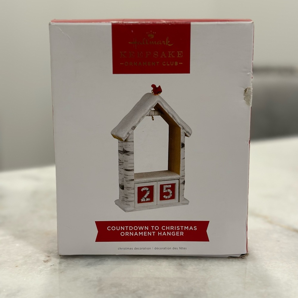 Hallmark Keepsake Ornament Club 2022 Countdown to Christmas Ornament Hanger